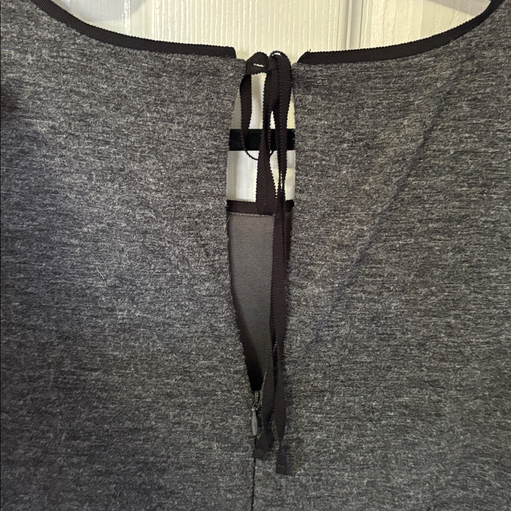 Loft pleated grey dress - Picture 3 of 5